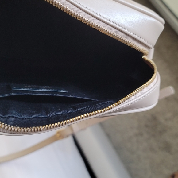 BRAND NEW Lou Camera Crossbody Bag in quilted leather - Picture 8 of 16